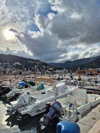 Mallorca Travel: The Stunning Scenery of Puerto de Sóller
