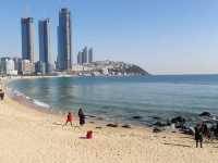 🏖️ Haeundae Beach หาดดังปูซาน สวยแบบตะโกน