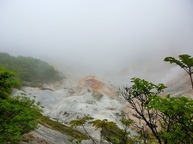 來北海道的登別看火山口