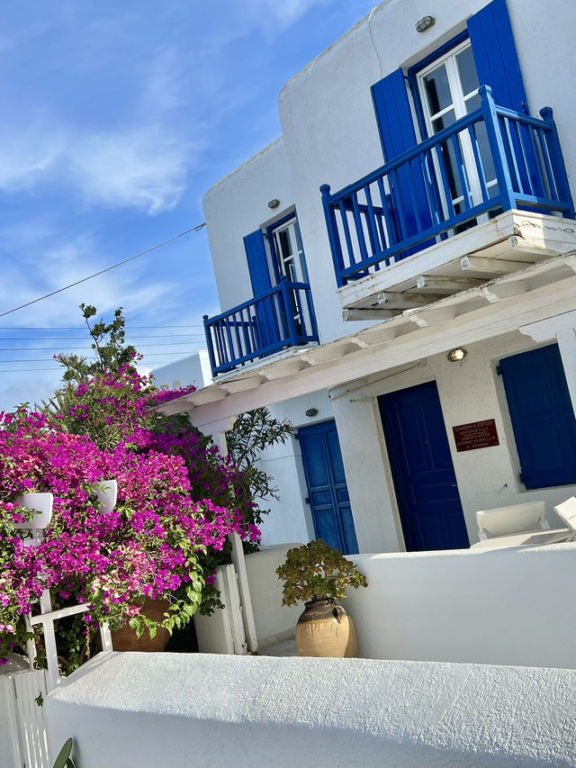 🇬🇷 Wandering Through the Blue and White Charm of Mykonos 🇬🇷 Wandering Through the Blue and White Charm of Mykonos