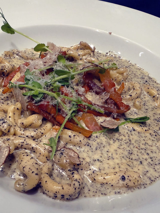 黑松露意粉驚喜一試