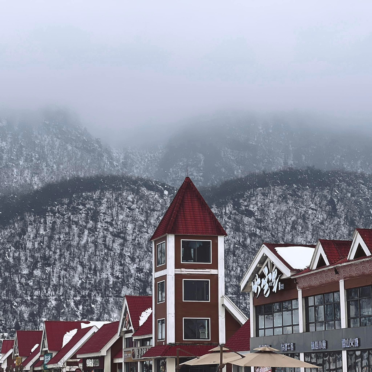 May is here to review a self-guided 1-day trip to Xiling Snow Mountain by high-speed train and then bus.

📅 January 1, 2025

This trip, as a prelude, was originally planned for a relaxing Chengdu trip, walking around and taking photos. However, Xiling couldn't resist the beauty of the mountain, so we went without a plan (though we had done some research). We chose to travel by high-speed train and then by bus.

📍High-speed train booking and transportation
- We booked through Trip the morning of our trip. We typed "Chengdu to Dayi." There are a lot of train schedules, but... be careful about where you board from Chengdu. What's the connection?

- Chengdu's high-speed rail network has four main stops: North, South, West, and East. However, the train to Dayi, as seen on the Trip app, only has three stations: South (Chengdunan), East (Chengdudong), and West (Chengduxi). All three stations can be reached by metro (search for a Chengdu Metro Map on Google for easy navigation). Or download the MetroMan app.
- We chose to board from South (Chengdunan) because it was convenient and close to our accommodation on Chunxi Road. We took Metro Line 3 and transferred to Metro Line 1 at Sichuan Gym Station. Once on Line 1, we rode two more stops to South Railway Station. We found Exit F, which connects us to the South Railway Station building (so you don't have to worry about getting lost). There are signs along the way.
- Upon arriving at the South Railway Station building, scan your passport (either the far left or the far right) and check your baggage.
- Check in the Trip app to see which gate you're boarding. If it's Gate 1, it's on the same floor as the baggage check-in. If it's Gate 2, 3, or 4, go up to the second floor.
- Line up, scan your passport again (either the far left or the far right), and then go down to wait according to your train number.
- I chose to take the high-speed train from South Station (Chengdunan) because it takes about 20 minutes to get to Dayi. Standing time is easy.

📍At Dayi Station, take the bus to Xiling Snow Mountain.
- Once you get off the high-speed train, look for the escalator exit sign. You'll see a blue panda skiing sign along the way. Follow the signs. My sister will take us to the bus.
- Bus times from Dayi Station to Xiling Snow Mountain: 7:20, 8:55, 9:25, 11:10, 12:30, 13:35, 14:40, 15:35
- When the bus arrives, open Alipay and wait. Go up to the right, near the driver's barrier. There will be a QR code for each person to pay 18 yuan. (The bus is similar to our buses in Thailand. If it's late and crowded, you have to stand the entire time.) The trip takes approximately 1.20-1.40 hours, depending on how often it stops to pick up passengers.

📍Returning to Chengdu
- Get off the bus at Xiling Snow Mountain and return to that stop.
- Return bus times from Xiling Snow Mountain to Dayi Station are 9:20, 10:55, 11:25, 13:10, 14:30, 15:35, 16:40, and 17:40.
- It's a good idea to book your high-speed train return time to avoid missing the bus. It runs until 2-3 PM. (The last bus is also the high-speed train back to Chengdu.)
- Return trip: The same as the inbound trip.

Pros: Traveling by high-speed train and bus: There are many departures throughout the day, so you don't have to worry about running out of buses. And, in my opinion, it's faster than taking the bus from Chengdu (20 minutes + 1.5 hours).

Cons: Traveling by high-speed train and bus: You have to transfer once. Bus seats are not reserved. First come, first served.

———————————————

📍Xiling Snow Mountain Travel Plan
(This section is credited to Kook Sasanee)

The highlight of this place is the ski slopes, which offer a variety of activities. Plenty of activities (snow sliding, snow ATV, snow mobile, snow tubing)

🎫 Admission ticket + local bus + 2 cable cars (buy in the trip) for 1,230 - 1,780 baht (price depends on the season)
[Cable car ticket 1: Yuanyangchi Cableway
Up/Down 120 yuan
Cable car ticket 2: Riyueping Cableway
Up/Down 120 yuan Open 8:30 AM - 9:30 PM
(Up/Down until 4:00 PM)

1-Day Route
🔸Start from the Tourist Center
🔸Take the first cable car to Yuan Yangchi Tourist Center (10 minutes).
🔸Take the local bus to Ying Xue Square (10 minutes).
🔸We recommend taking the second cable car, Ri Yue Ping Cableway, to enjoy the view from the top (3,250 meters). After enjoying the view, take the Ri Yue Ping cable car back down to Ying Xue Square. (This is a great photo spot.)
Enjoy activities at Ski Area A, B, or C, depending on your preference. The ski area is 2,200 meters high.

2-Day Route
Day 1: Start from the Tourist Center
🔸Take the first cable car to Yuan Yang Chi Tourist Center (10 minutes).
🔸Take a local bus to Ying Xue Square (10 minutes).
🔸Enjoy activities at Ski Area A, B, or C, depending on your preference.
🔸Stay one night.
Day 2
🔸From the hotel, take the second section of the cable car, the Ri Yue Ping Cableway, to enjoy the view from the top at 3,250 meters.
🔸After enjoying the view, take the Ri Yue Ping cable car back down to Ying Xue Square. Then, take the bus back to the first section of the cable car, Yuan Yang Chi, and get off at Tourist Center. Then, return to Chengdu.

**Recommended: Stay in the first cable car area in the morning, as the fog can be very thick in the afternoon. In the afternoon, we'll take the cable car up to the two viewpoints.

#majaruindy #travelwithlove #china #changdu #xilingsnowmountain #xiling