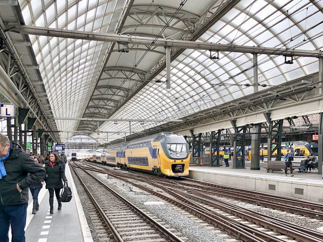 荷蘭景點 阿姆斯特丹 羊角村