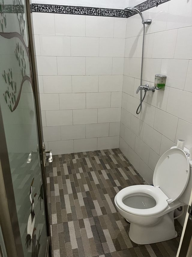 Mamaras Guest House