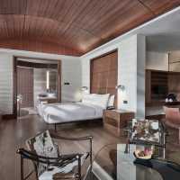 Timeless Elegance in the Heart of Singapore: Singapore Marriott Tang Plaza Hotel