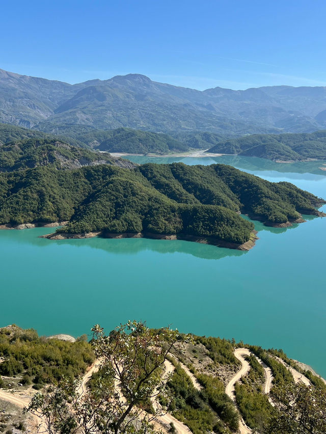 Beautiful Artificial Lake in 🇦🇱