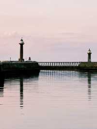 Seagulls, Sunsets, and Shadows: A Day in Whitby