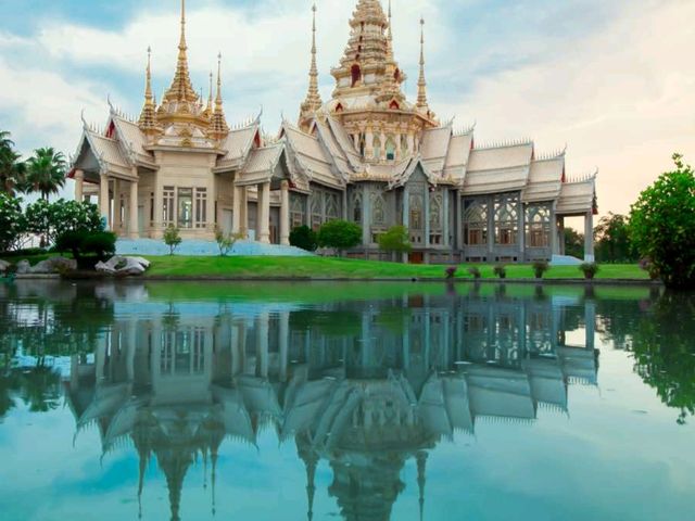Have an enjoyable and affordable trip to Thailand! 