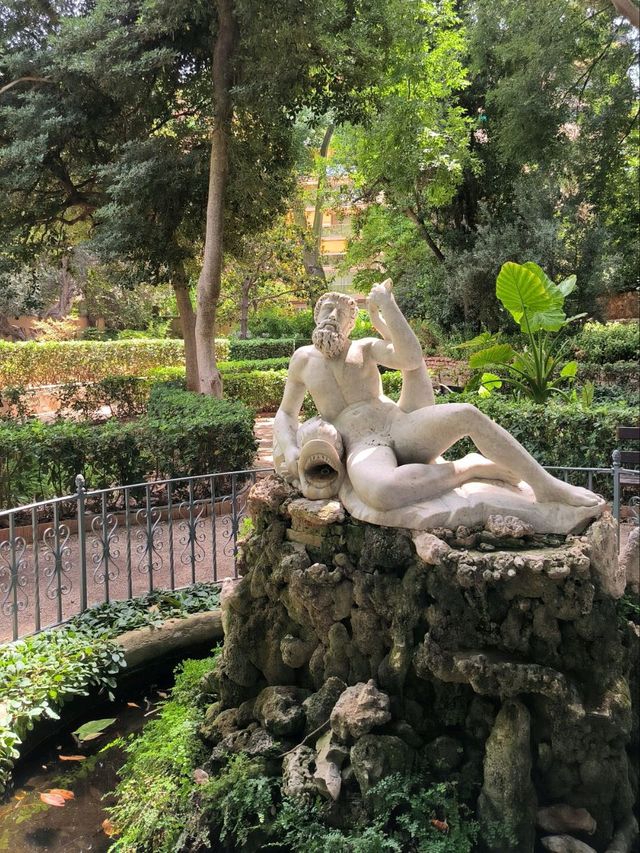 Valencia’s Secret Garden Escape 🌿✨