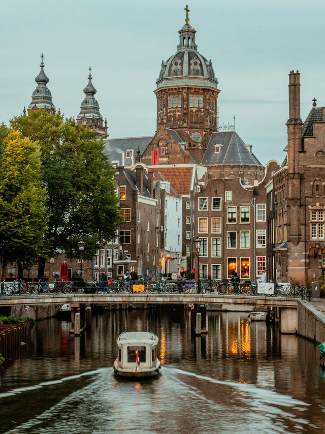 📍Charming Amsterdam Canal – Netherlands 🇳🇱 