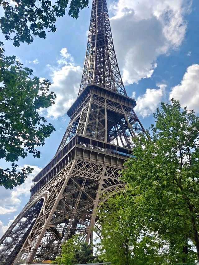 Sunny Paris Scenes🌤️