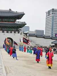 Seoul Vibes: Where Tradition Meets Trend 🇰🇷 