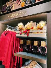 Welcome to the magical world of Harry Potter in central Tokyo! ✨⚡