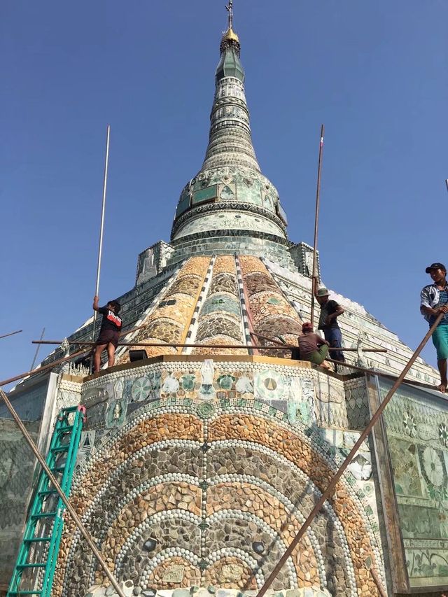 City of Pagodas: Mandalay