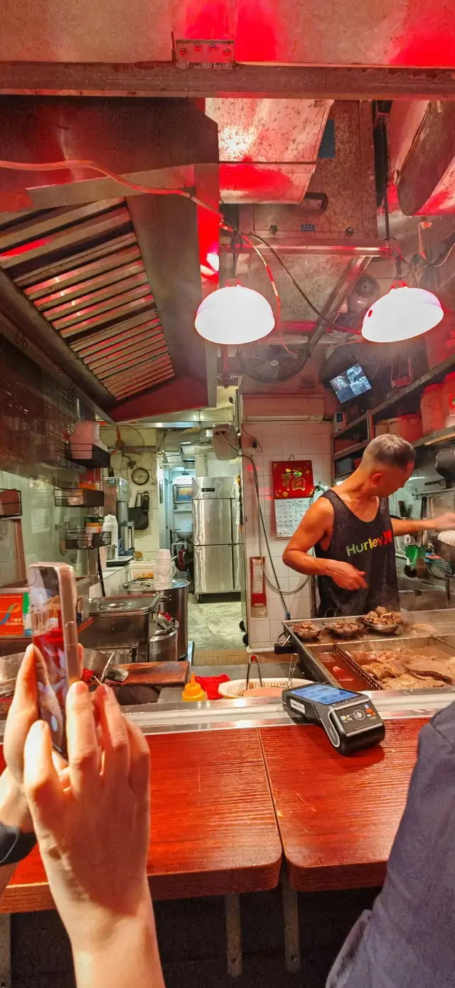 【Eat and stroll】Yau Ma Tei: There are too many delicacies, the prices are too fair, one meal is not enough, add more from the neighbor~