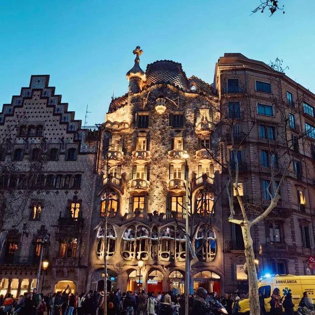 Gaudí's Masterpiece Casa 🏰 Batlló Spain 🇪🇸