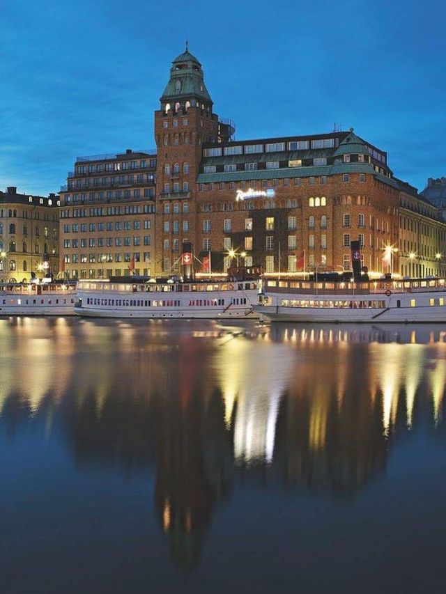 🌟 Stockholm's Finest: Radisson Collection Strand! 🏨✨
