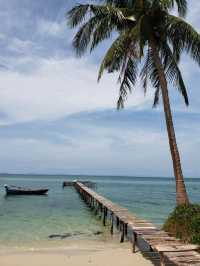 🏝️ Phu Quoc: Vietnam's Largest Island with a Twist 🇻🇳