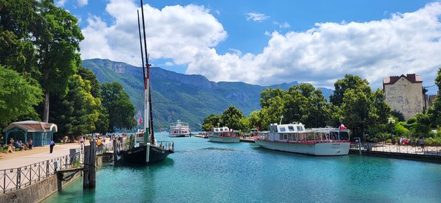 被作家雨果讚譽為法國最美小鎮的安納西Annecy