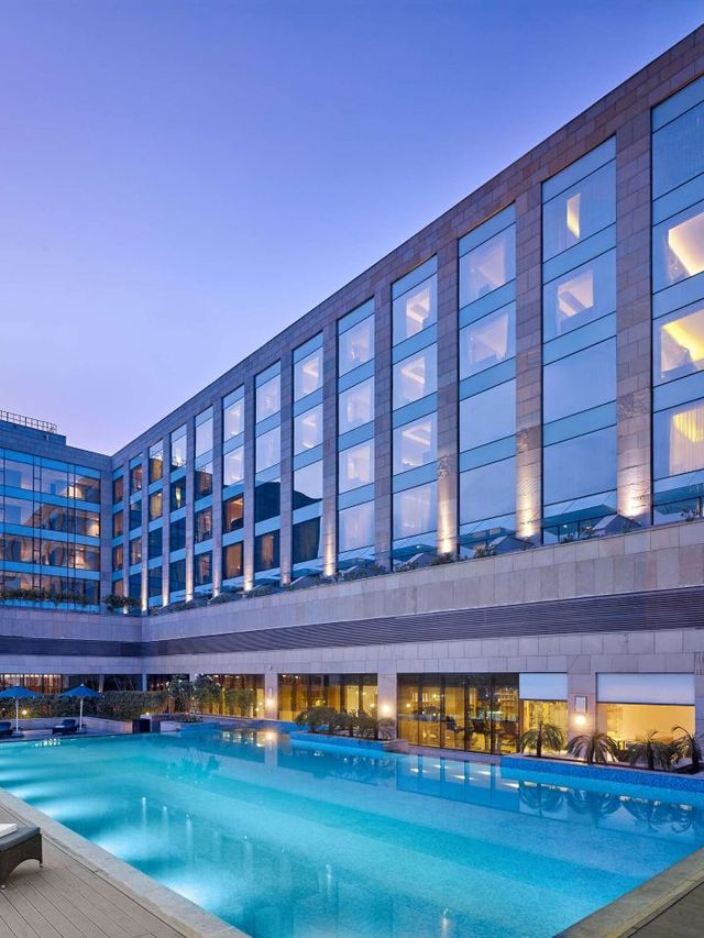 🌟 Chandigarh's Finest: Top Hotel Picks! 🌟