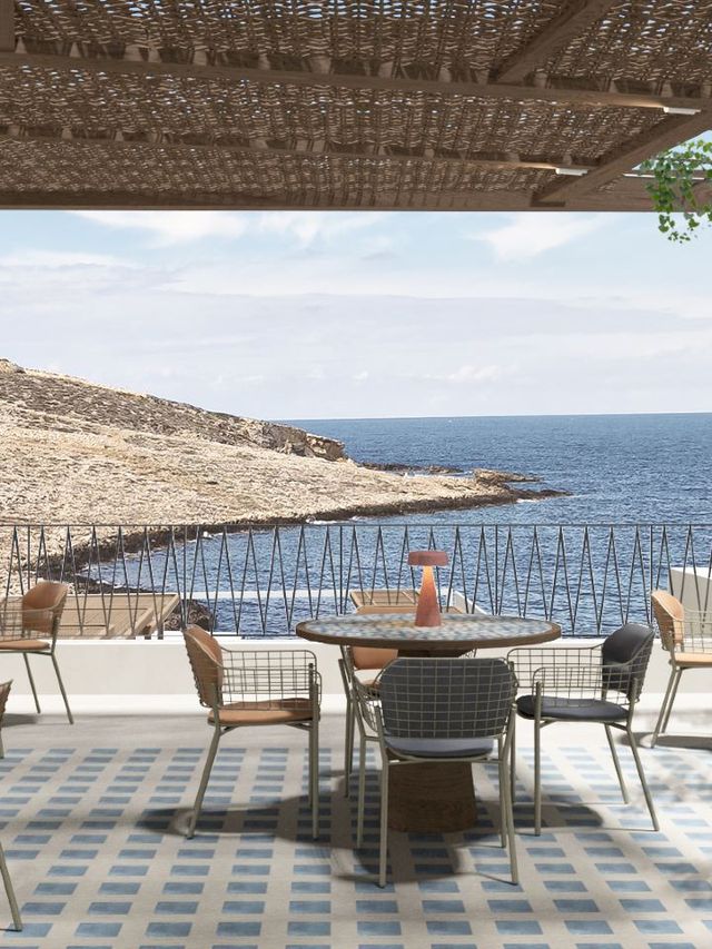 🌟 Paros Paradise Picks: Andronis Minois! 🌊🛏️