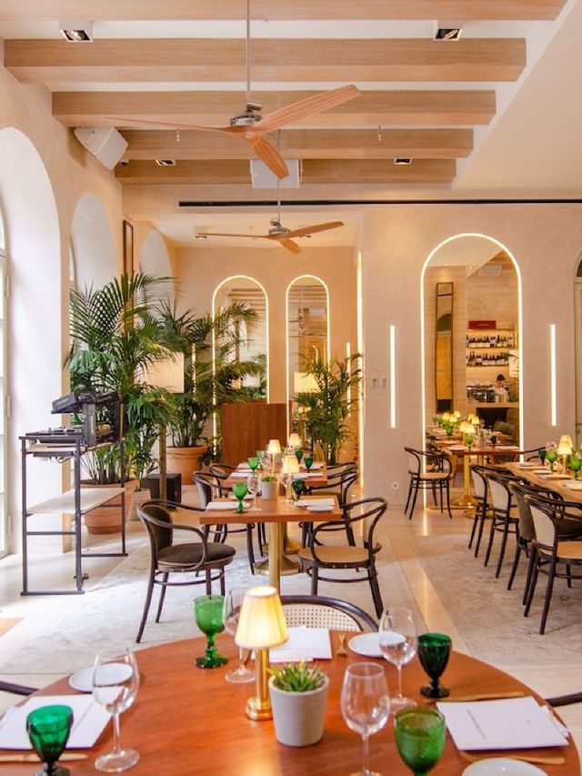 🌟 Lisbon's Chic Sleeps: Browns Avenue Hotel 🛏️✨