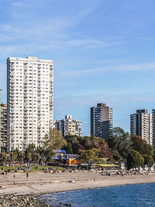 🌅 Vancouver's Coastal Charms: Sunset Spots & Beach Bliss 🏖️