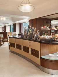 🌟 Surabaya's Shangri-La: Luxury & Delights Await! 🌟
