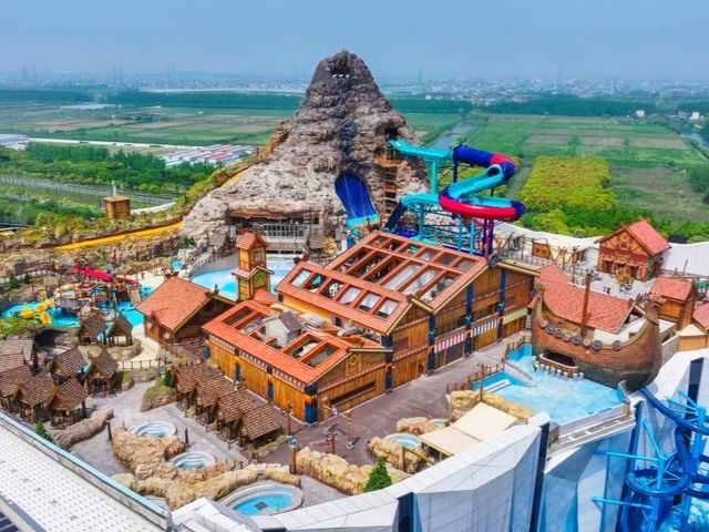 上海冰雪世界皇冠假日酒店，親子樂園，值得體驗！