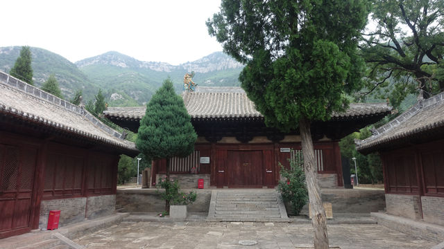 在濁漳河欣賞五代壁畫，解鎖最美木構歇山頂。