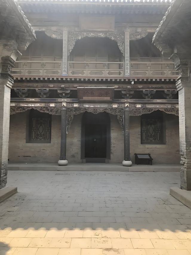常家莊園，中國山西儒商第一家。