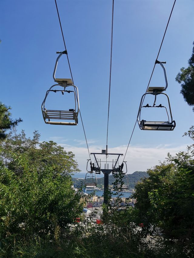 白玉山。
