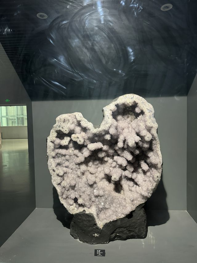 東海水晶博物館是一個非常值得一去的地方。