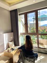 在麗江，剛退房。
