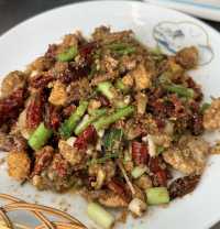 秋韻馬踏湖：金風玉露中的美食與盛景。