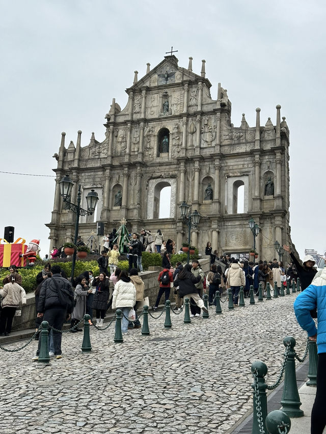 🏙️ Macau: Where East Meets West 🏰   