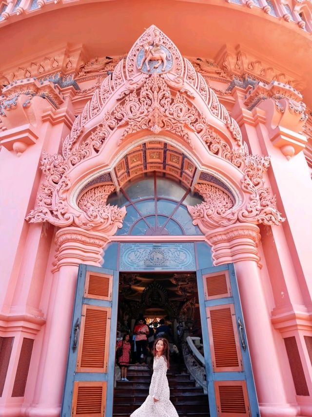 Three-Headed God Museum - Erawan Museum Thailand