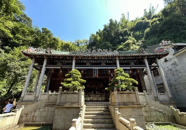 西樵山一日遊：爬山吸氧還能偶遇猴子？