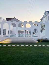 Escape to Serenity – Where Luxury Meets Peace!