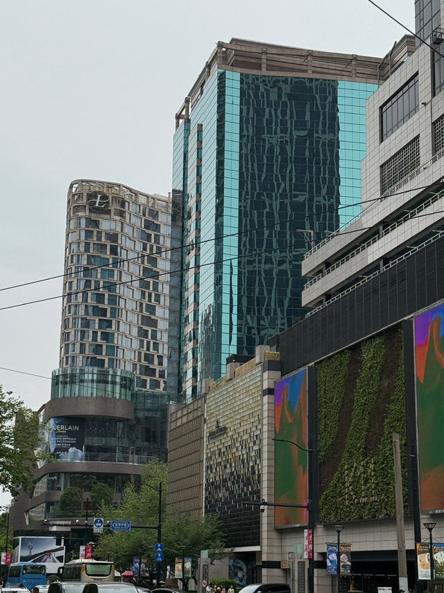 Shanghai – Where Tradition Meets the Future