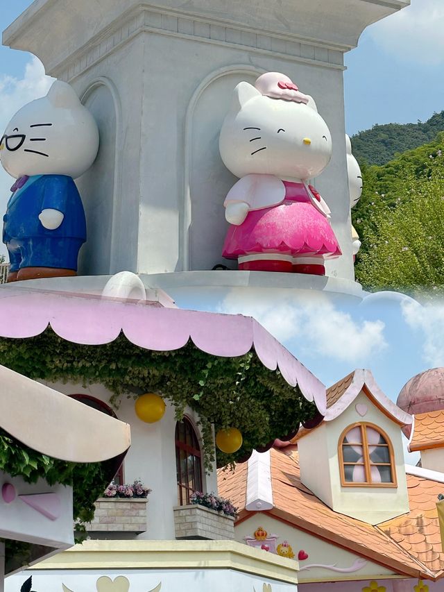 闖入杭州Hello Kitty樂園，做一天快樂小孩