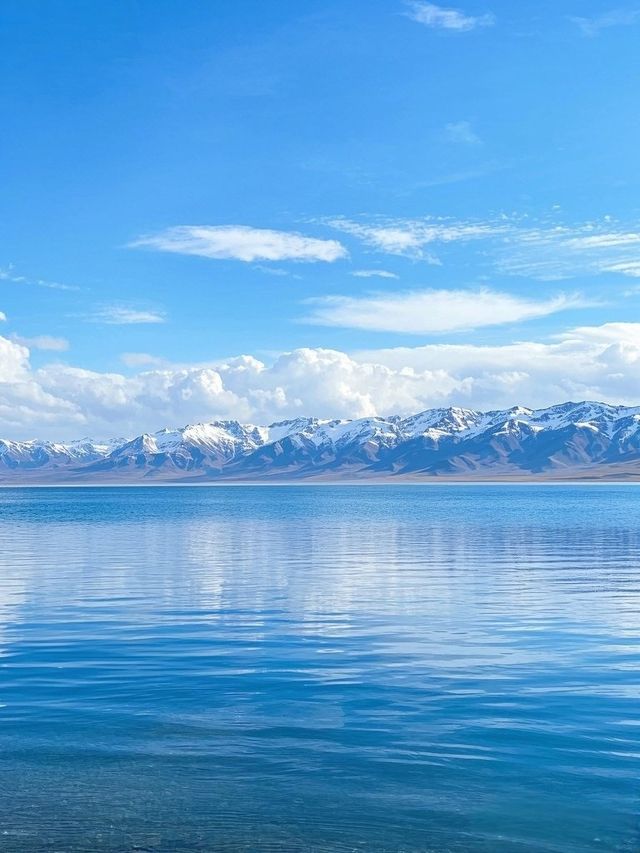風景如畫嘅賽里木湖