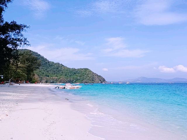 Coral Island, Thailand: Amazing Islet for True Nature Lovers