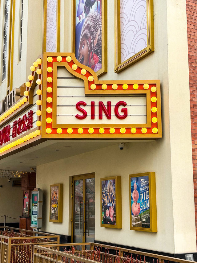 Be a Kid Again at Universal Studios in Beijing! 
