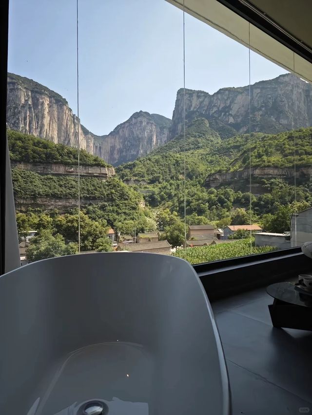 山西八泉峽！瞓喺太行山腳下！太city喇！喺山西住到咗人生民宿，好啱假期嚟呢度度假休息。1.
