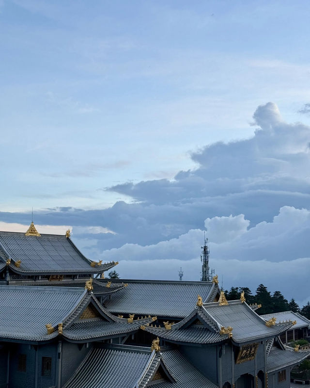 峨眉山2日1夜超全攻略睇日出雲海