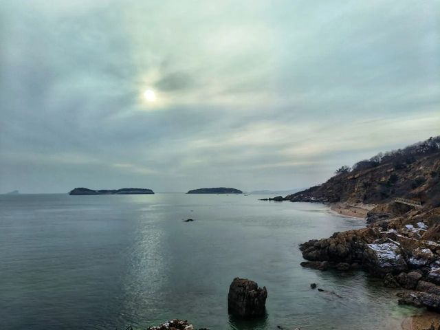 大連秀月灣：藏在濱海路的果凍海秘境，本地人私藏的浪漫頂流