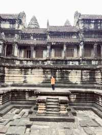 🛕 Hall of a Thousand Gods: Where Cambodia’s Divine Whispers Echo! 🌿
