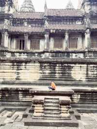 🛕 Hall of a Thousand Gods: Where Cambodia’s Divine Whispers Echo! 🌿