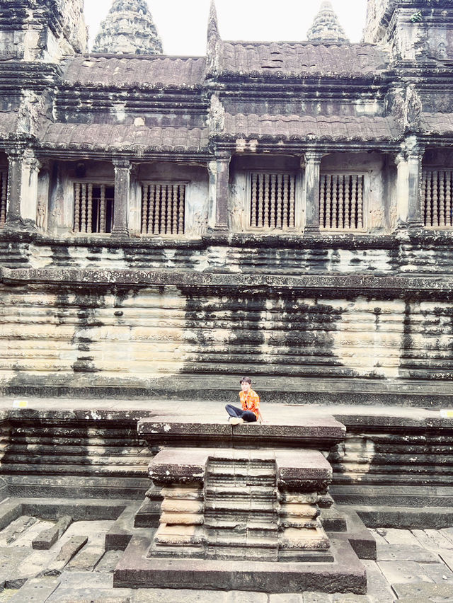 🛕 Hall of a Thousand Gods: Where Cambodia’s Divine Whispers Echo! 🌿